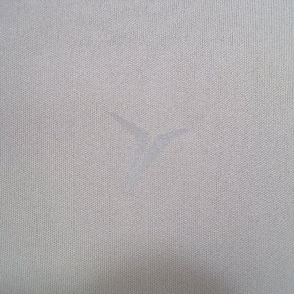 Old Navy Gray Long Sleeve Tee - Picture 2 of 8